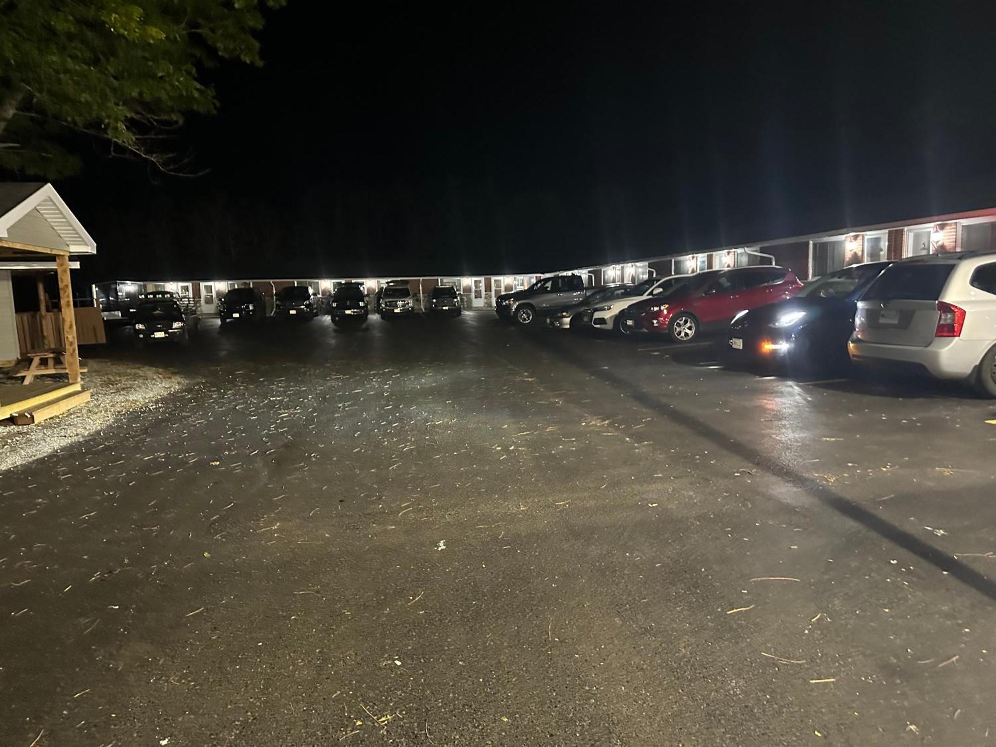 Rogers Motel Смитс-Фолс Экстерьер фото